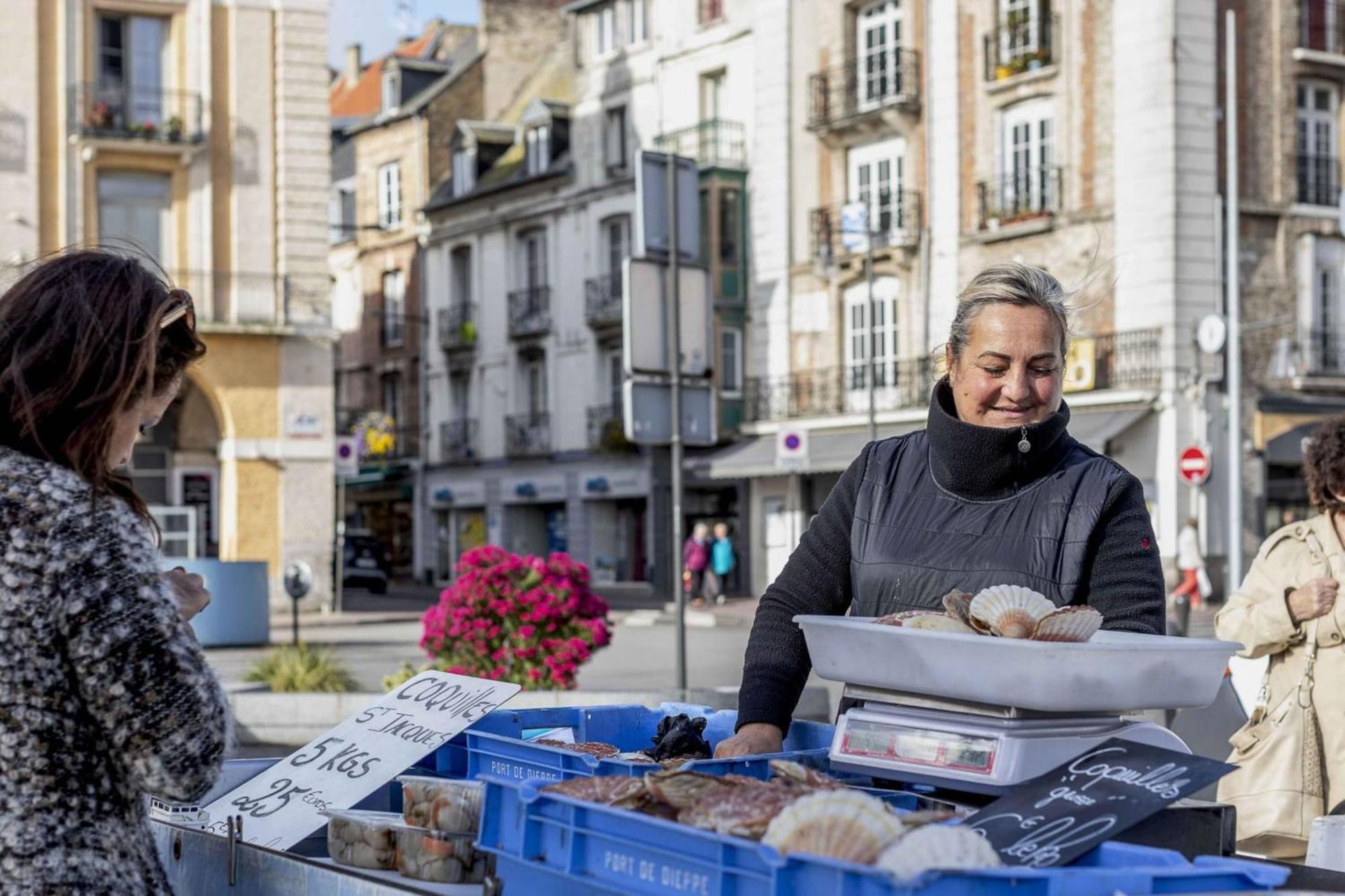 Ferienwohnung Dm20 - Les Arcades Vue Sur Le Port Dieppe Exterior foto